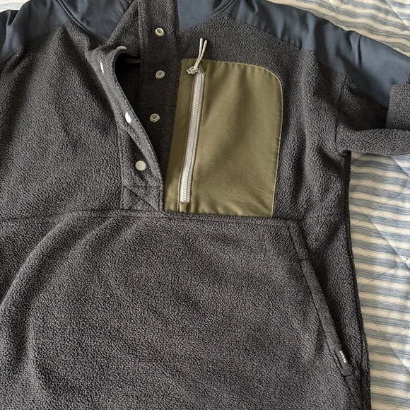 Prana women’s fleece pullover - Picture 2 of 5